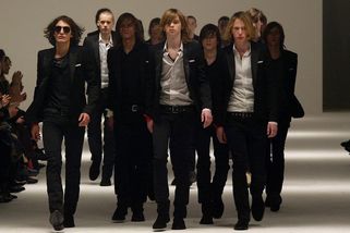 Blog: Vzplála válka generací. Jde do úzkých. A to doslova - Seznam Zprávy